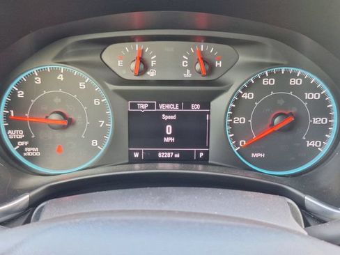 Used 2019 Chevrolet Equinox LS FWD image 11