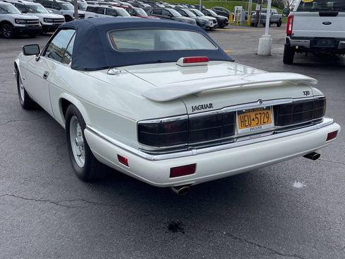 Used 1994 Jaguar XJS 4.0 Convertible RWD image 4