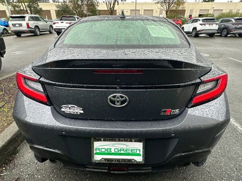Used 2023 Toyota GR86 Premium w/ ALL Weather Mat Package (TMS) image 4