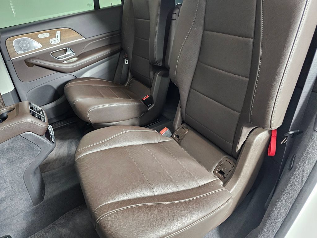Used 2020 Mercedes-Benz GLS 450 4MATIC image 20