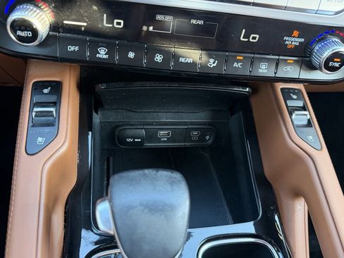 Certified 2023 Kia Telluride SX Prestige X-Line AWD/4WD image 25