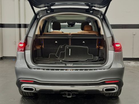 Used 2026 Mercedes-Benz GLS 450 4MATIC image 15