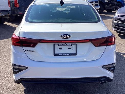 Used 2020 Kia Forte LXS FWD image 25