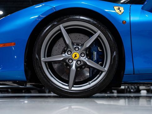 Used 2017 Ferrari 488 Spider RWD image 47