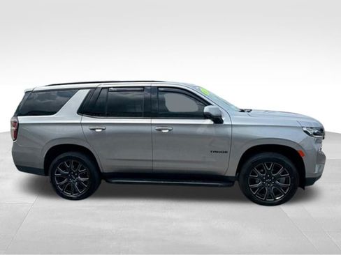 Used 2024 Chevrolet Tahoe RST w/ Luxury Package AWD/4WD image 9