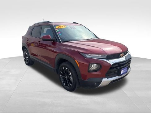 Used 2023 Chevrolet TrailBlazer LT w/ Convenience Package AWD/4WD image 5