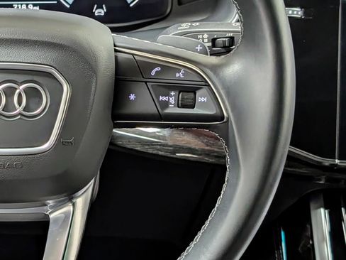 Used 2025 Audi Q7 3.0T Premium Plus image 37