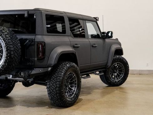 Used 2025 Ford Bronco Badlands image 33