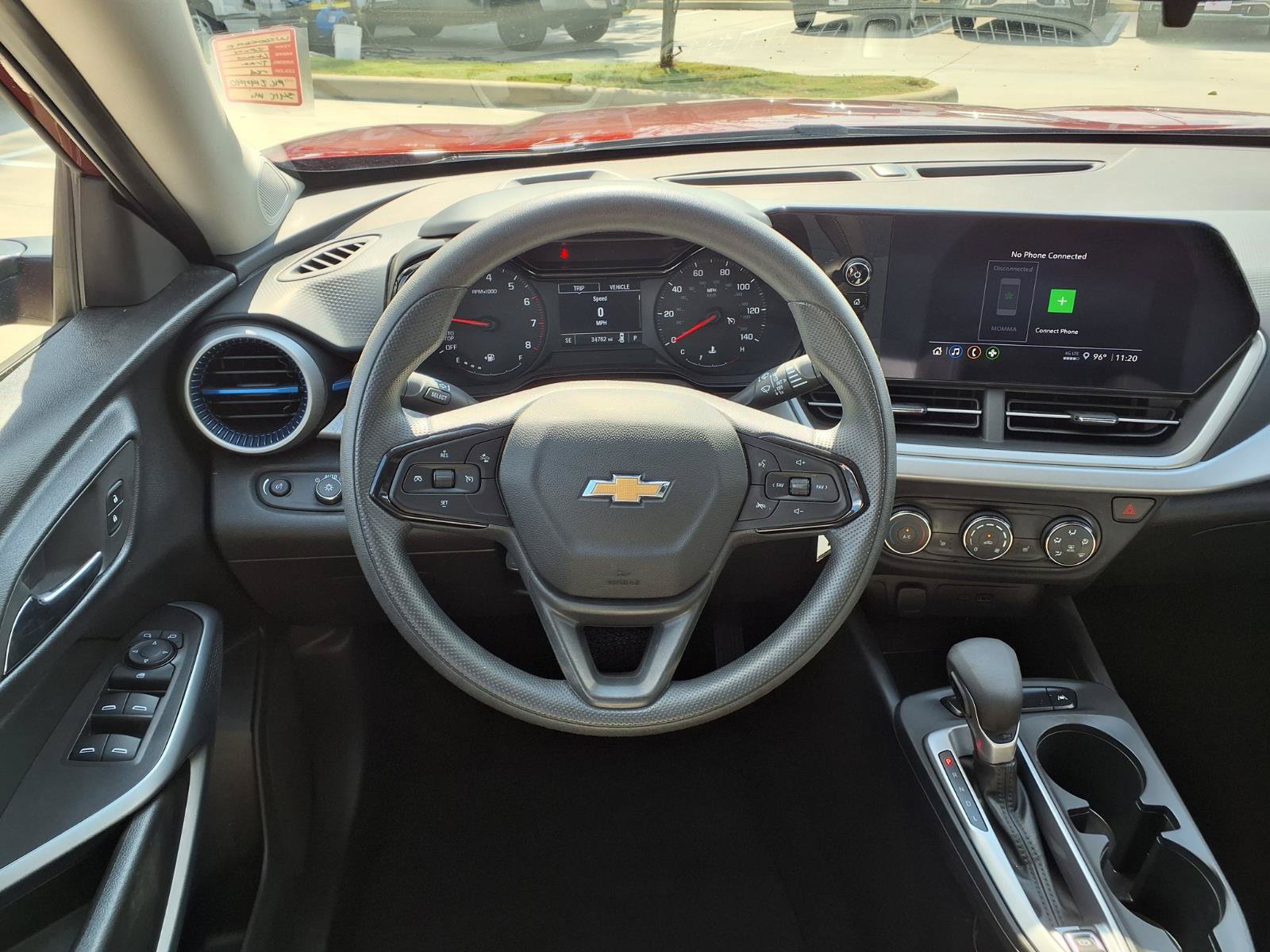 Used 2024 Chevrolet Trax LS w/ LS Convenience Package FWD image 16