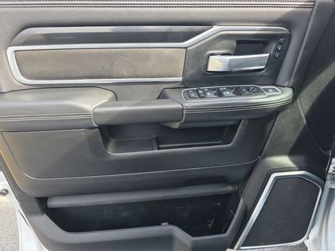 Used 2020 RAM 3500 Laramie image 23