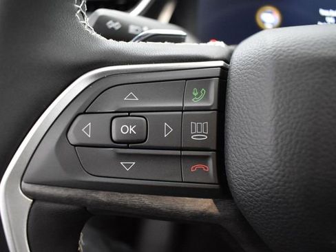 New 2025 Jeep Grand Cherokee Limited w/ Black Appearance Package image 15