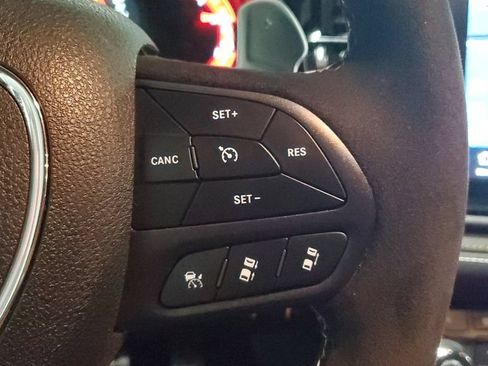 Used 2025 Dodge Durango SRT Hellcat AWD/4WD image 35