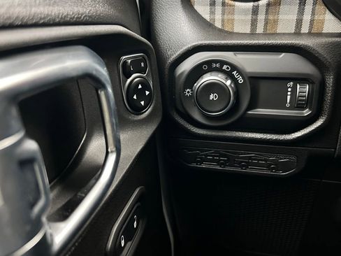 New 2026 Jeep Wrangler Unlimited Sport AWD/4WD image 19