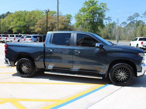 Used 2020 Chevrolet Silverado 1500 LT image 3