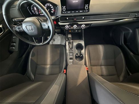 Used 2023 Honda Civic Sport image 21