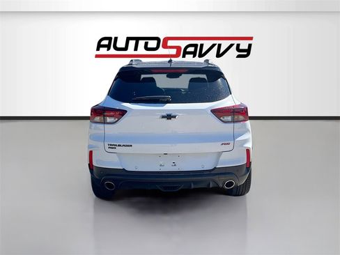 Used 2023 Chevrolet TrailBlazer RS w/ Sun and Liftgate Package image 6