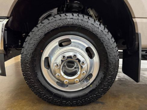 Used 2023 Ford F350 Lariat w/ Lariat Ultimate Package AWD/4WD image 70