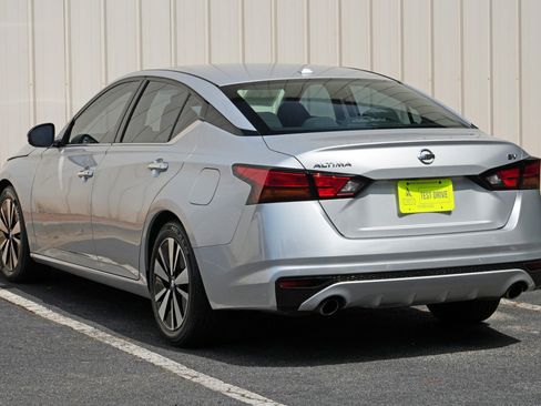 Used 2019 Nissan Altima 2.5 SV FWD image 46