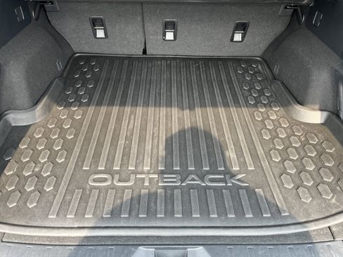 Used 2024 Subaru Outback Premium AWD/4WD image 10