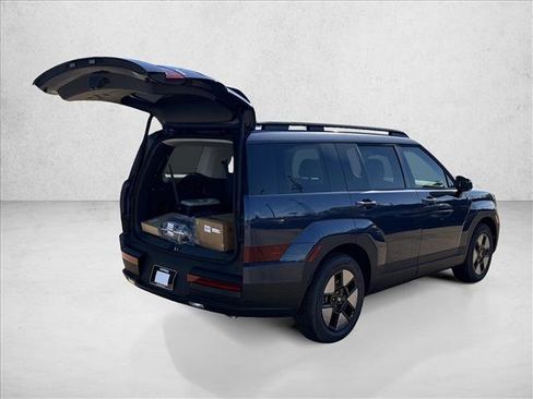 New 2026 Hyundai Santa Fe SEL image 2