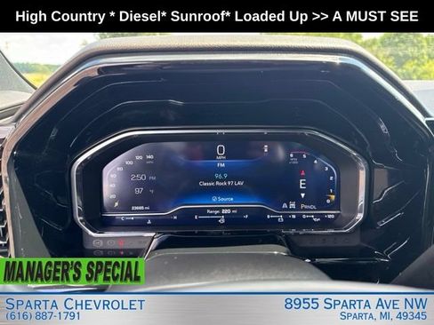 Used 2024 Chevrolet Silverado 2500 High Country AWD/4WD image 20