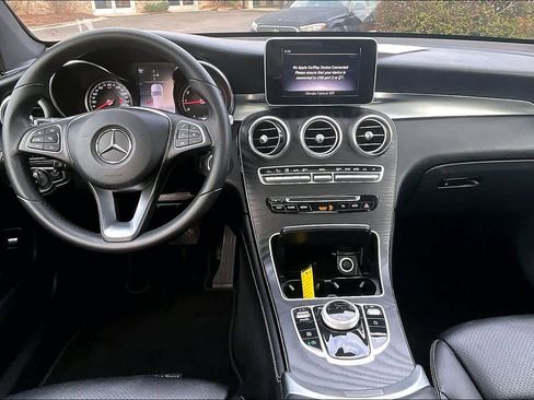 Certified 2018 Mercedes-Benz GLC 300 image 15