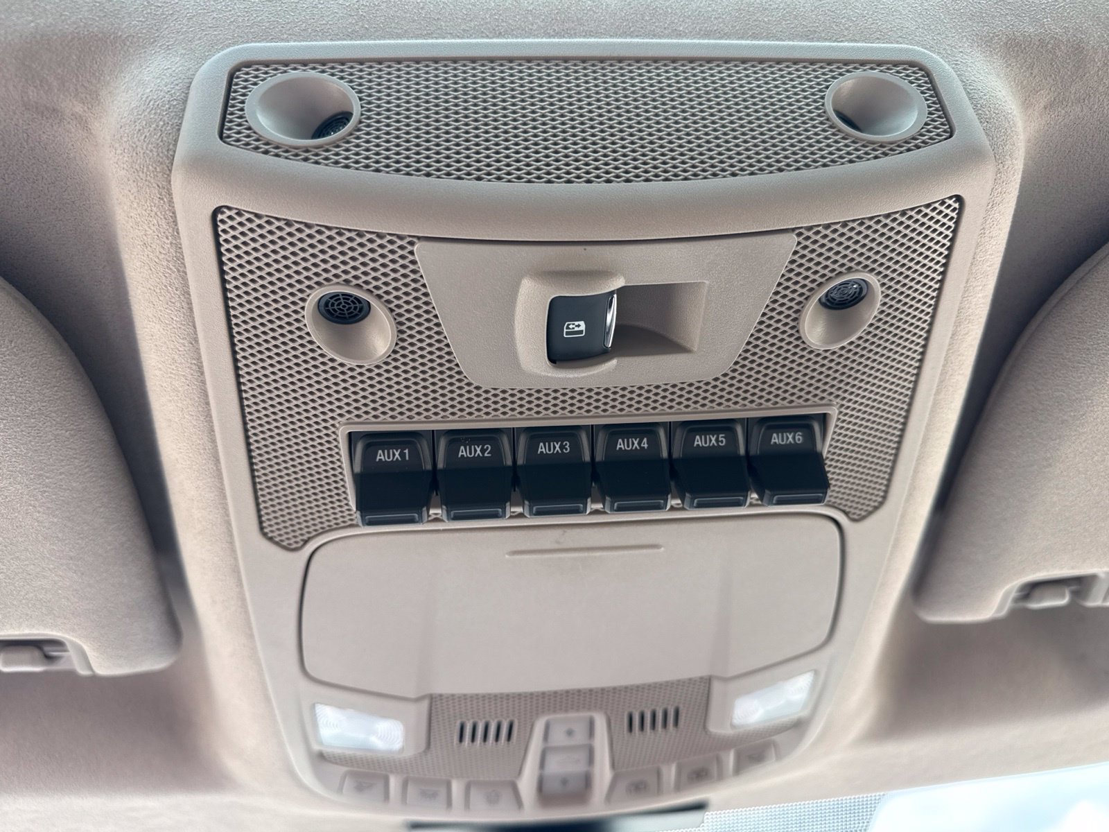 Used 2018 Ford F350 Limited AWD/4WD image 19