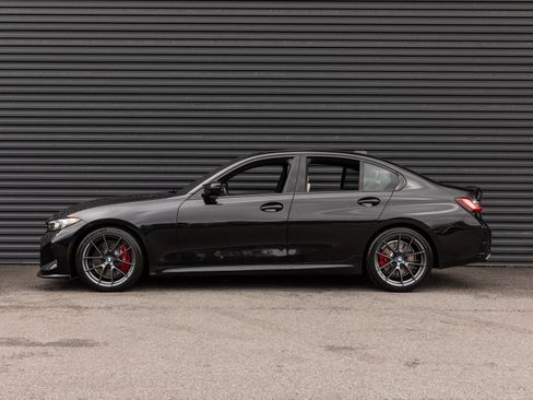 Used 2024 BMW M340i w/ Premium Package image 2