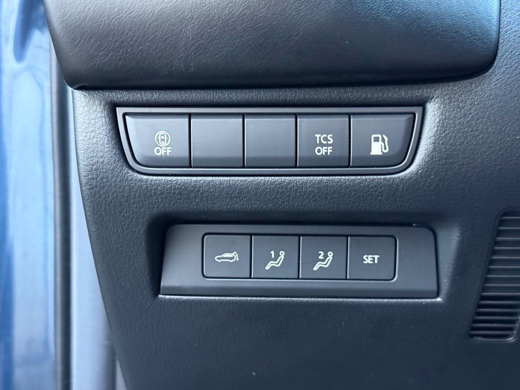 Used 2025 MAZDA CX-50 AWD 2.5 Hybrid w/ Premium Pkg image 10
