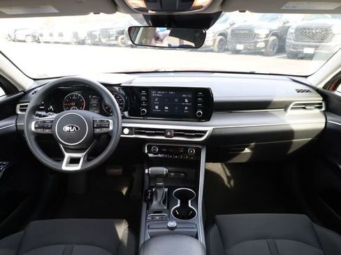 Used 2021 Kia K5 LXS image 17