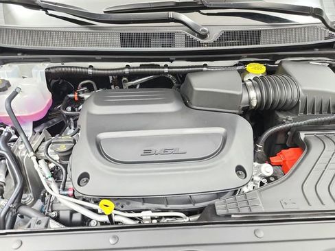 New 2026 Chrysler Voyager LX FWD image 9