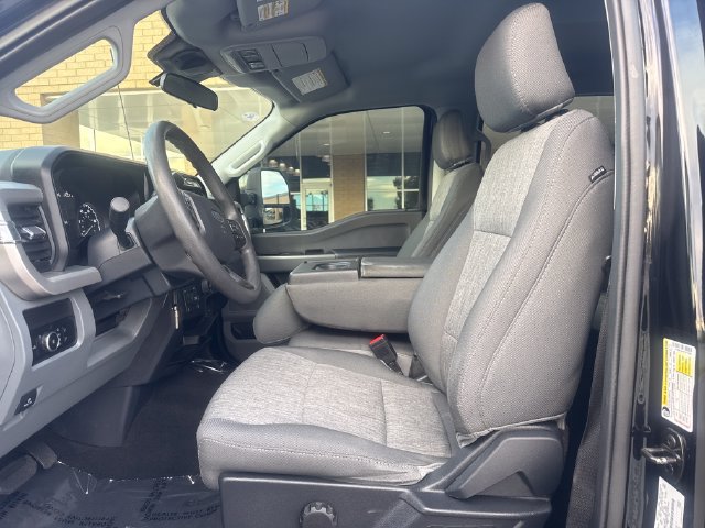 Used 2023 Ford F250 XL w/ STX Appearance Package AWD/4WD image 9