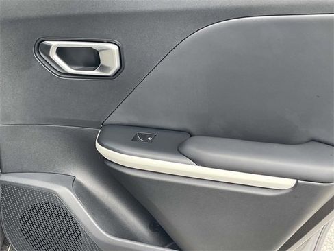 New 2025 Kia K4 GT-Line w/ GT-Line Premium Package image 16