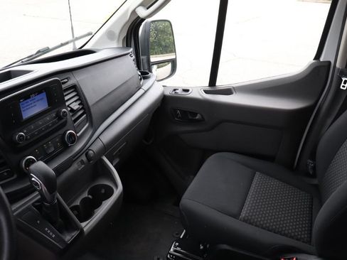 Used 2025 Ford Transit 250 Low Roof w/ Exterior Upgrade Package RWD image 13