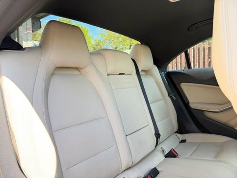 Used 2017 Mercedes-Benz CLA 250 image 25