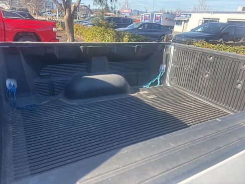 Certified 2016 Toyota Tundra SR image 9