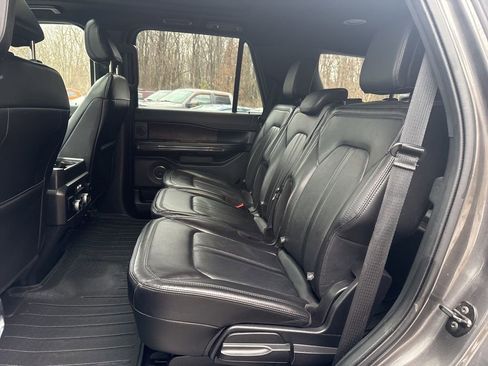 Used 2021 Ford Expedition Limited image 33
