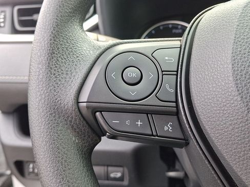 Used 2022 Toyota RAV4 XLE w/ Convenience Package AWD/4WD image 18