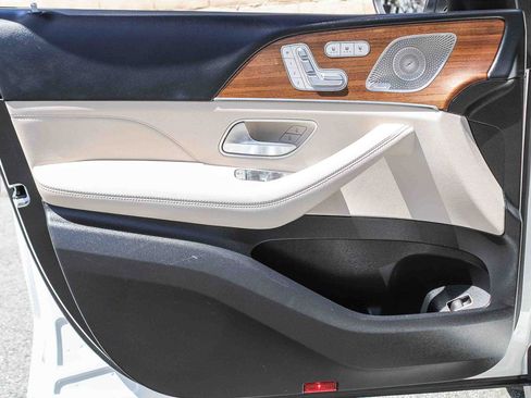 Certified 2024 Mercedes-Benz GLS 450 4MATIC image 26