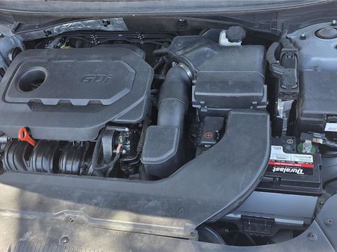 Used 2015 Hyundai Sonata Limited w/ Option Group 06 FWD image 10