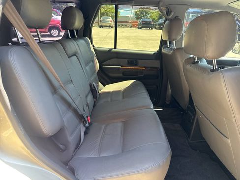 Used 1999 Nissan Pathfinder LE AWD/4WD image 20