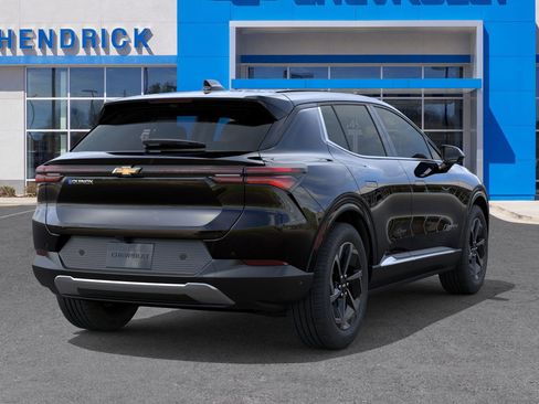 New 2025 Chevrolet Equinox EV LT image 6