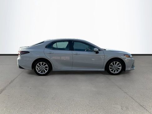 Used 2023 Toyota Camry LE image 8