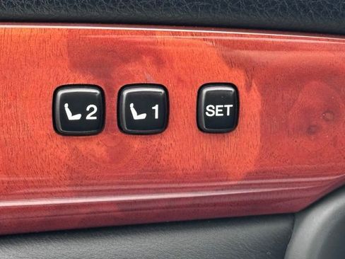 Used 2006 Lexus SC 430 Convertible RWD image 31
