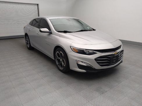 Used 2022 Chevrolet Malibu LT FWD image 13