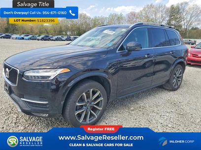 Used 2017 Volvo XC90 T6 Momentum w/ Vision Package