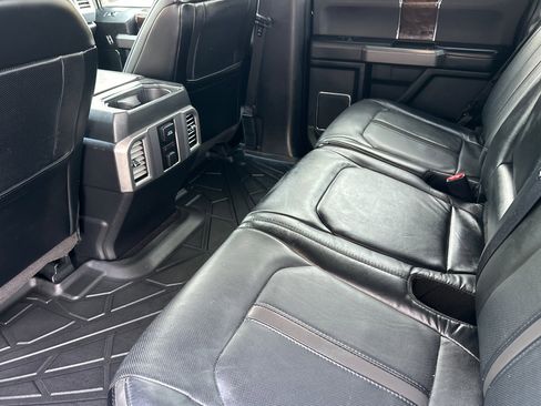 Used 2016 Ford F150 Platinum w/ Equipment Group 701A Luxury image 12