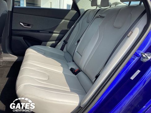 Used 2024 Hyundai Elantra Limited FWD image 13