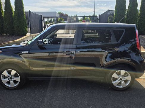 Used 2019 Kia Soul FWD image 8
