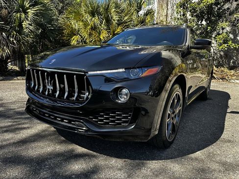 Used 2021 Maserati Levante image 1